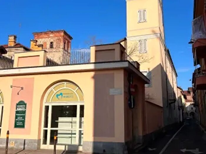 Appartamento con 5 locali in affitto in Via Conte di Carmagnola, Carmagnola