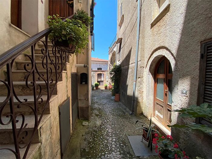 Appartamento bilocale in vendita in Atina