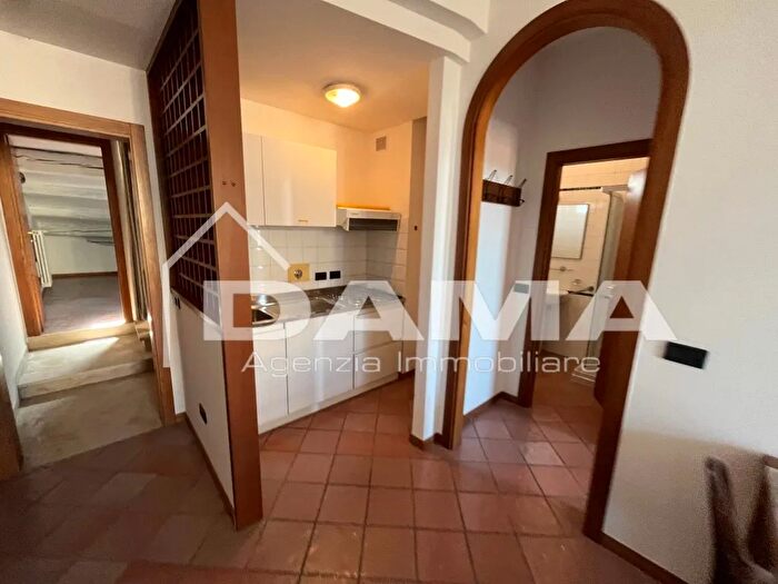 Appartamento trilocale in vendita in Via Palazzola, Forli