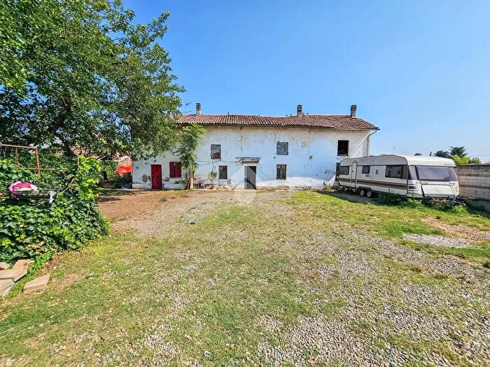 Casa quadrilocale in vendita in Via del Bosco di Mandrogne, Alessandria