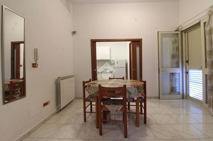 Appartamento trilocale in vendita in Via Villini Svizzeri, Reggio Calabria