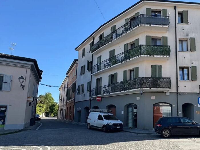 Appartamento con 5 locali in vendita in San Felice Sul Panaro
