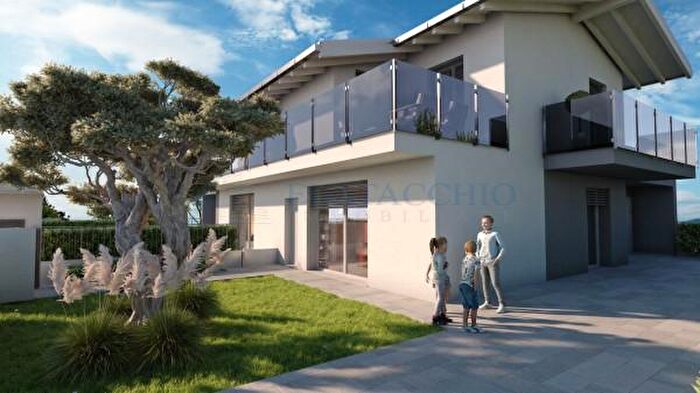 Casa con 5 locali in vendita in Via Carlo Mendes, Ciserano