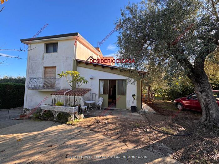 Casa con 5 locali in affitto in Cefalu