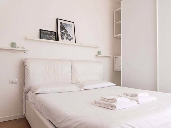Appartamento bilocale in affitto in Via Giuseppe Ripamonti, Vigentino Fatima, Milano