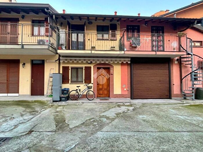 Appartamento bilocale in affitto in Via S Fruttuoso, San Fruttuoso, Monza
