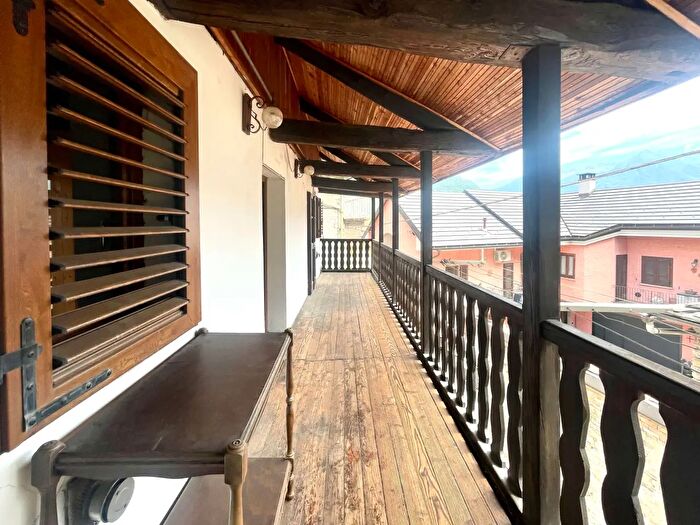 Casa con 5 locali in vendita in Pallanzeno