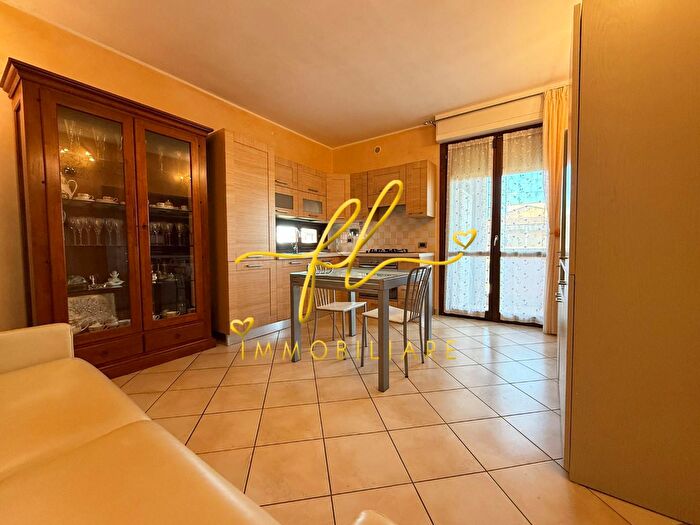 Appartamento trilocale in vendita in Cecina