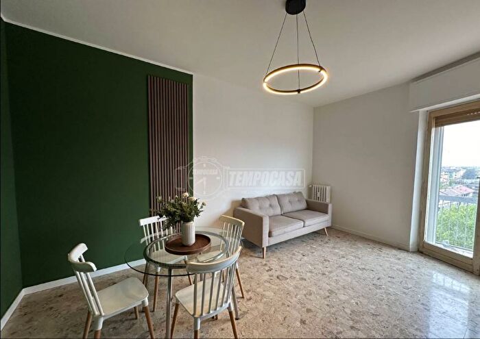 Appartamento bilocale in affitto in Via Monte Grappa, Centro, Brugherio