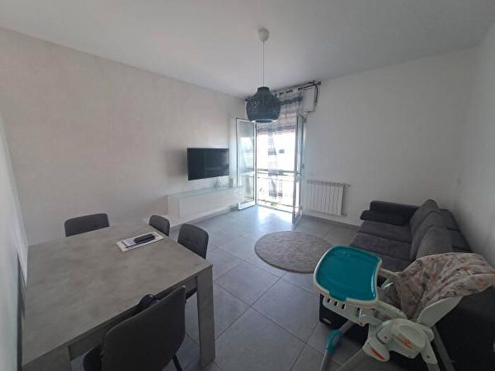 Appartamento trilocale in vendita in Via Francesco Petrarca, Busto Garolfo