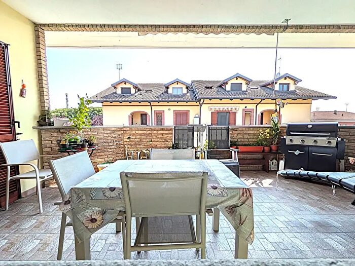 Appartamento con 5 locali in vendita in Via Udine, Volpiano