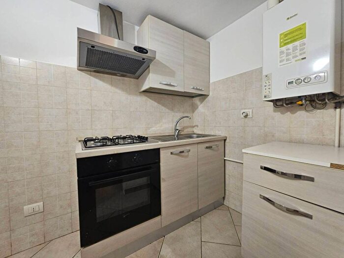 Appartamento monolocale in affitto in Via Angelo Gotti, Centro, Villa dAlmè