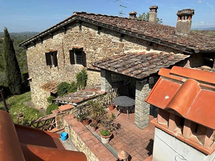 Casa con 13 locali in vendita in Via Borro di San Giorgio, Bagno A Ripoli