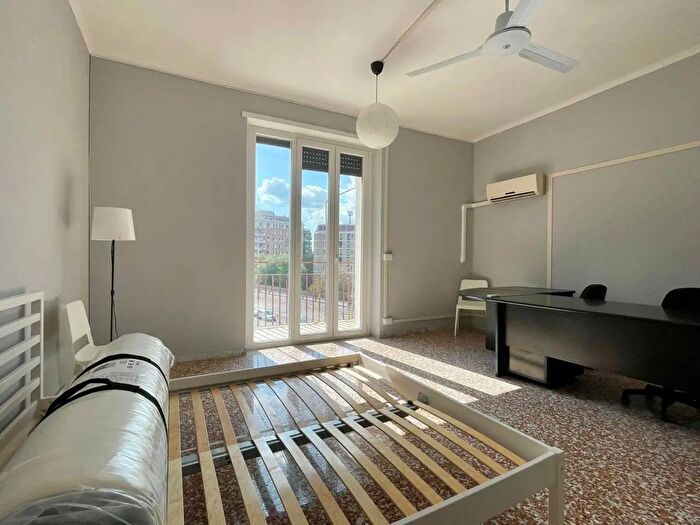 Casa quadrilocale in affitto in Via Nomentana, Roma