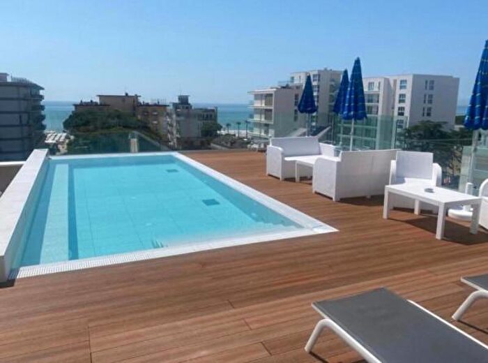 Appartamento trilocale in affitto in Vicolo Via Dante Alighieri, Jesolo