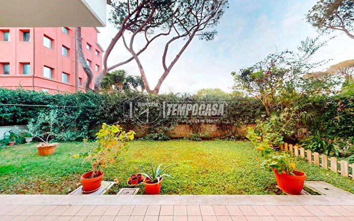 Appartamento bilocale in vendita in Viale Tre Denari, Fiumicino