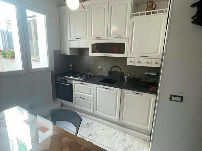 Appartamento trilocale in affitto in Via dei Pilastri, DAzeglio, Firenze