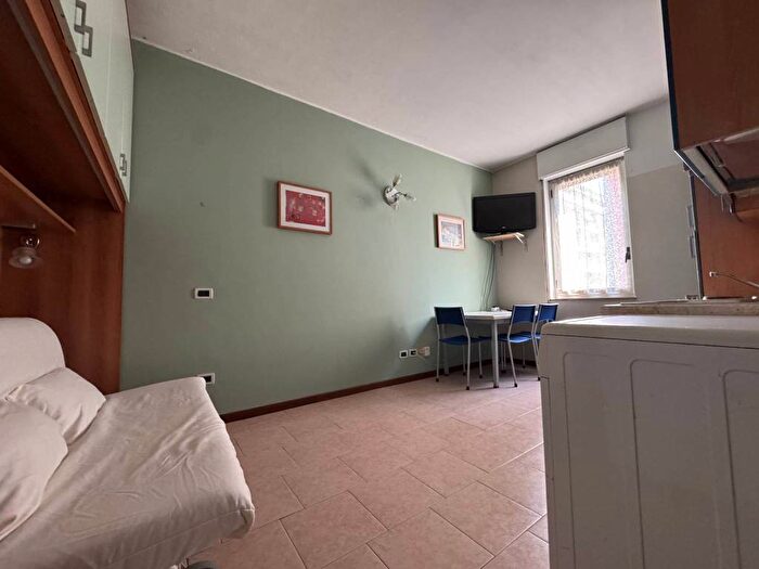 Appartamento monolocale in affitto in Piazza Abbiategrasso, Cermenate Abbiategrasso, Milano