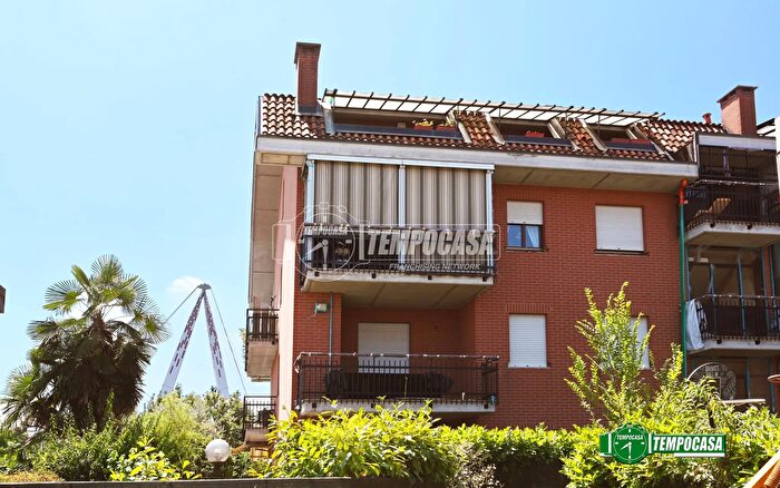 Appartamento con 5 locali in vendita in Pretegiani Flora, Venaria Reale