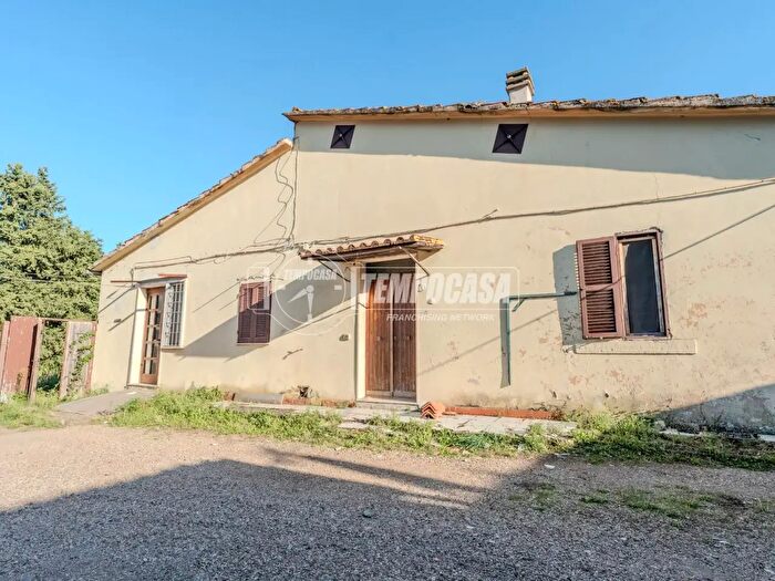 Casa quadrilocale in vendita in Strada Cassia Sud, Viterbo
