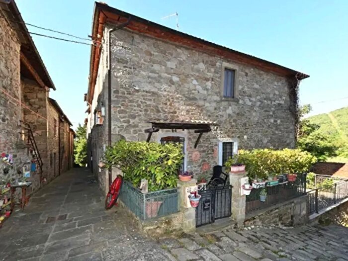 Casa trilocale in vendita in Frazione Gello Biscardo, Castiglion Fibocchi