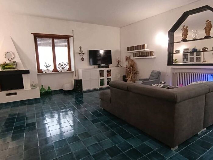 Casa con 5 locali in affitto in Via Roma, Centro, Minturno