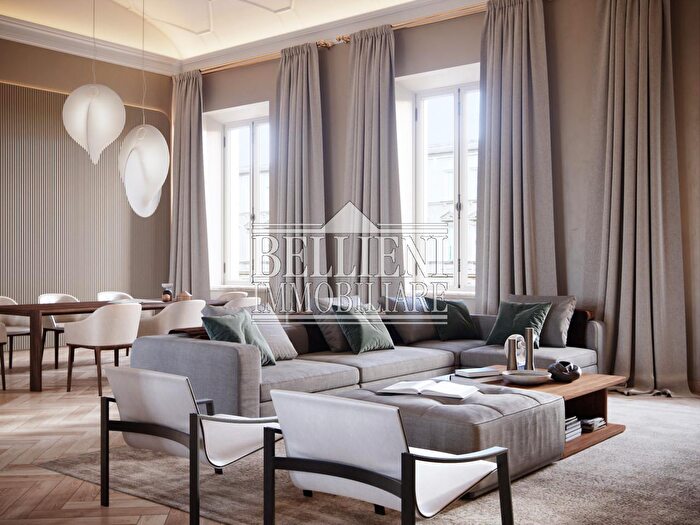 Appartamento quadrilocale in vendita in Contra Giuseppe Garibaldi, Vicenza