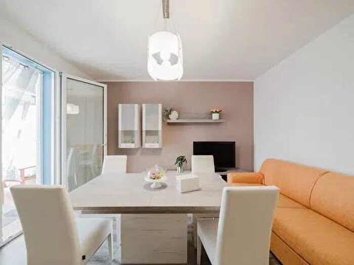 Appartamento trilocale in affitto in Via Marinella, Eraclea Mare, Eraclea