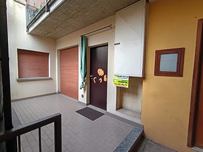 Appartamento bilocale in vendita in Via Roma, Bariano