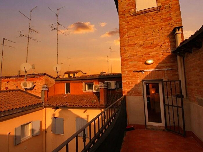Casa bilocale in affitto in Rua dei Frati Minori, Centro Storico, Modena