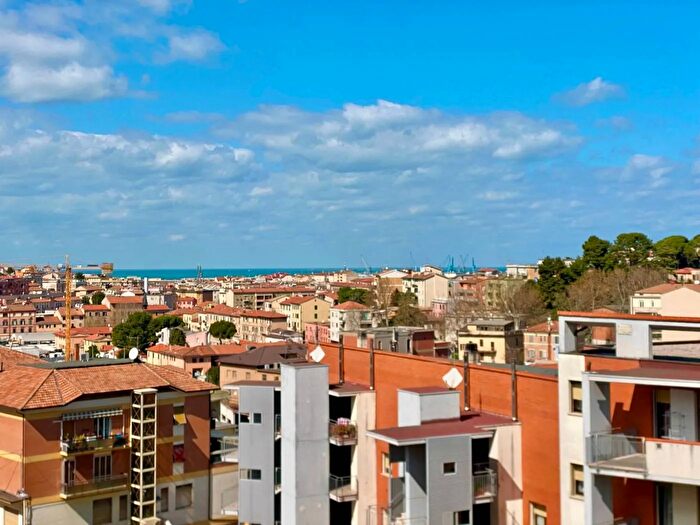 Appartamento quadrilocale in vendita in Indirizzo Via Beniamino Gigli, Ancona