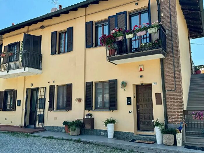 Appartamento bilocale in vendita in Via Lambro, Lesmo