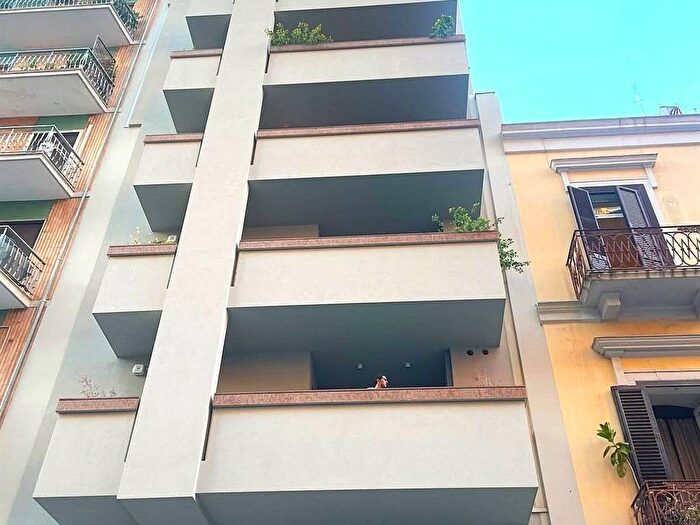 Appartamento bilocale in affitto in VIA CALEFATI, Murat, Bari