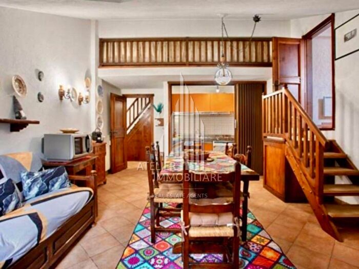 Casa quadrilocale in affitto in Via dei Bagni, Centro, Courmayeur