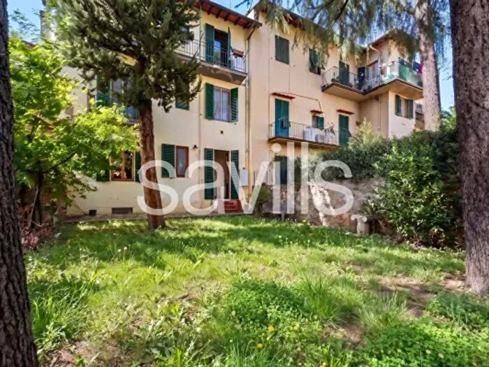 Appartamento trilocale in affitto in dei Falcucci, Firenze