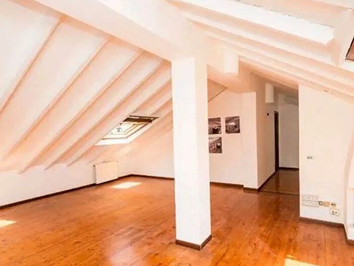Appartamento quadrilocale in vendita in Via Giacinto Gallina, Milano