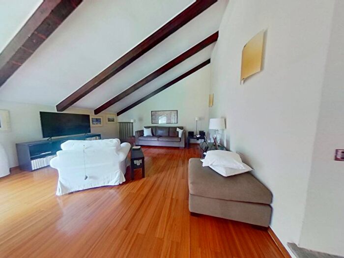 Appartamento quadrilocale in affitto in Strada Val San Martino null, Superga, Torino