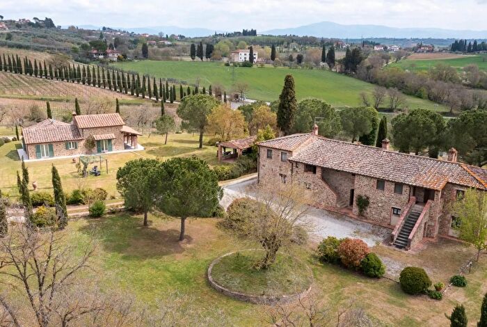 Casa in vendita in Lucignano