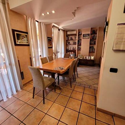 Appartamento con 5 locali in vendita in Via Domenico Scarlatti, Buccinasco