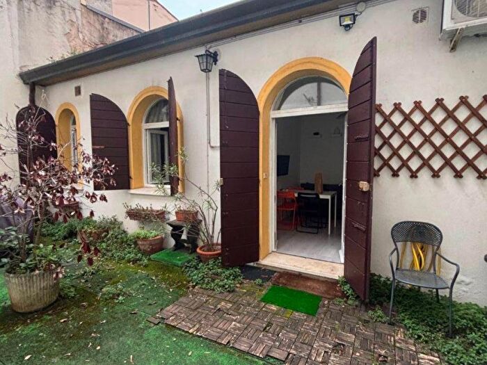 Appartamento bilocale in affitto in Via Francesco Petrarca, Piazza Mazzini Ospedale Militare, Padova