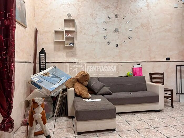 Appartamento trilocale in vendita in Via Villa Glori, Catania