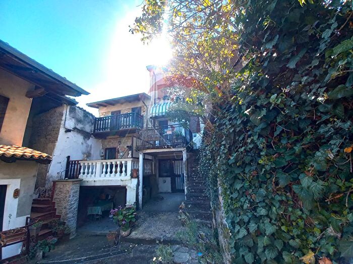 Casa trilocale in vendita in Romagnese