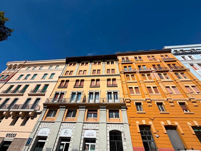 Appartamento trilocale in vendita in Via Gian Rinaldo Carli, San Vito Campi Elisi, Trieste