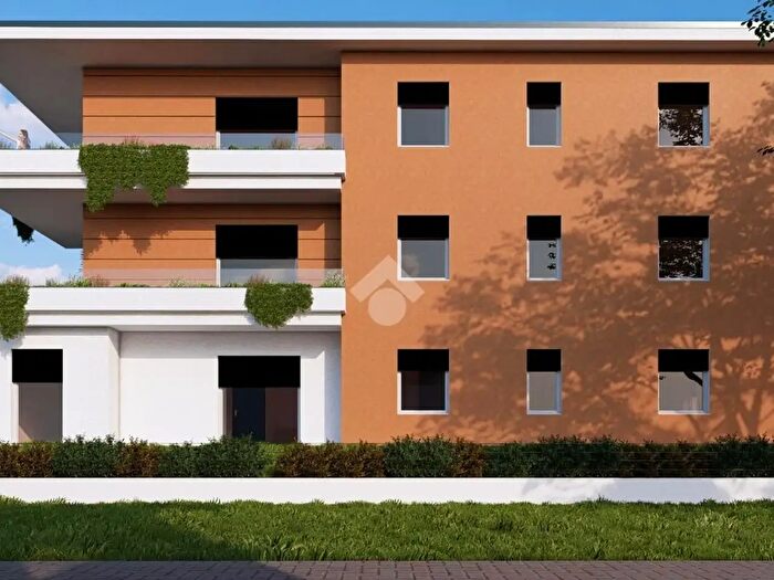 Appartamento quadrilocale in vendita in Via Prampolini Camillo, San Martino In Rio
