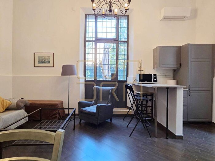 Appartamento monolocale in affitto in Via di Monte del Gallo, Gregorio VII Piccolomini, Roma