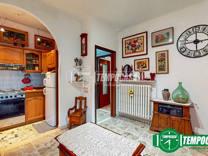 Appartamento con 5 locali in vendita in Pecetto Di Valenza