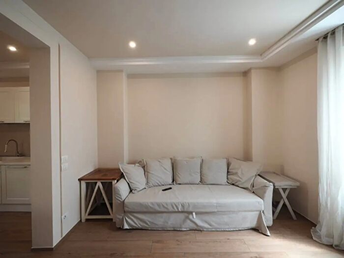 Appartamento quadrilocale in affitto in Firenze