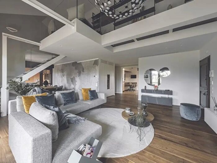 Appartamento con 5 locali in vendita in Via Altinate, Padova