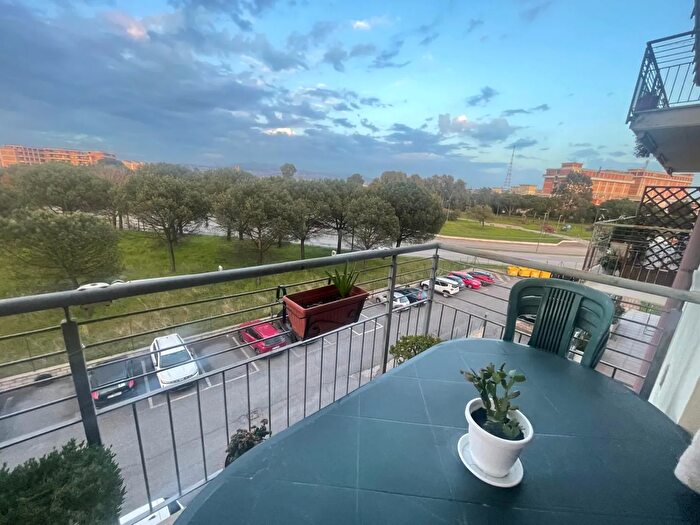 Appartamento bilocale in vendita in Viale delle Arti, Pomezia