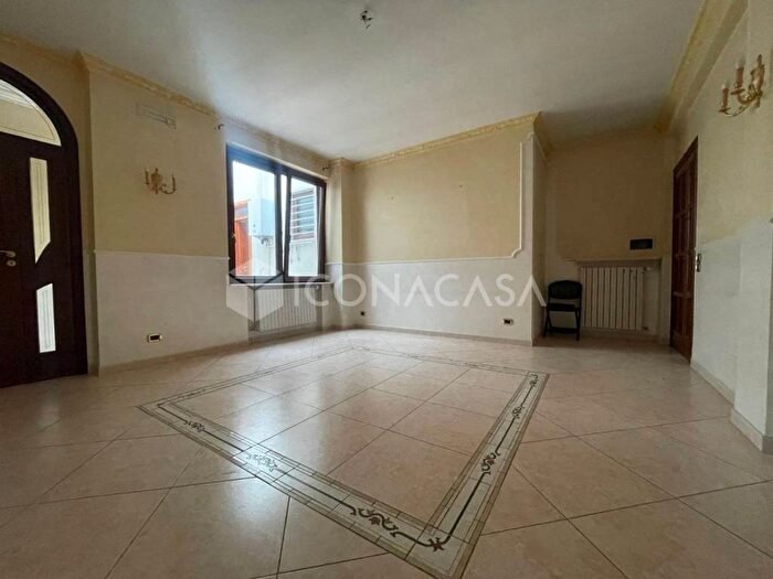 Appartamento trilocale in affitto in Via Ernandez della Torre, Castel del Monte, Andria